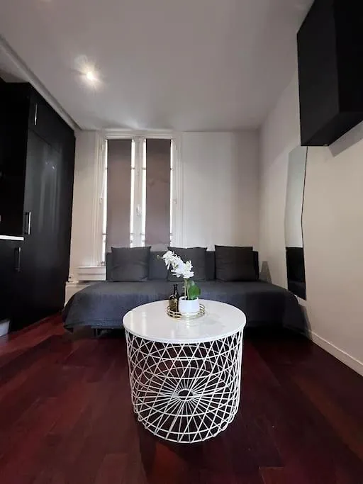 Charmant Studio For 3 Au Coeur De Paris